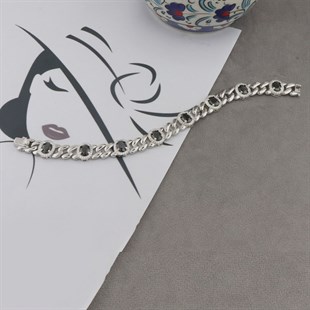 925 Ayar Gümüş Oval Desen Siyah Taşlı Şık Bileklik