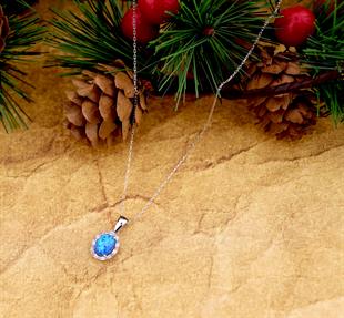 925 Ayar Gümüş Oval Opal Taşlı Kolye