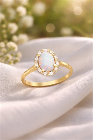 925 Ayar Gümüş Oval Opal Taşlı Yüzük