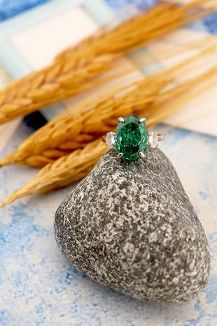 925 Ayar Gümüş Paraiba Elmas Kesim Oval Taş Yüzük – Premium Kalite