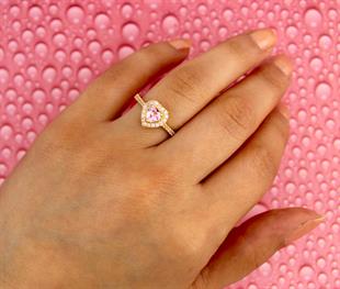 925 Ayar Gümüş Pembe Taşlı Kalp Yüzük