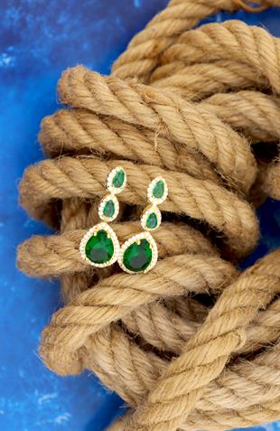 925 Ayar Gümüş Pırlanta Montürlü Zümrüt Damla Taşlı Küpe