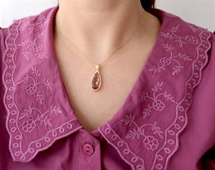 925 Ayar Gümüş Renk Değiştiren Damla Zultanit Taş Kolye