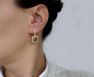 925 Ayar Gümüş Renk Değiştiren Zultanit Taşlı Küpe