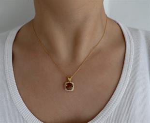 925 Ayar Gümüş Renk Değiştiren Zultanit Taşlı Kolye