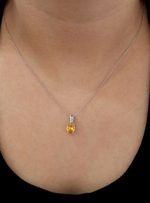 925 Ayar Gümüş Rodyumlu Sitrin Oval Taş Kolye