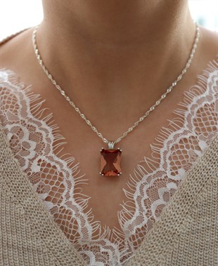 925 Ayar Gümüş Rodyumlu Baget Zultanit Taş Kolye