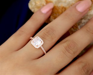925 Ayar Gümüş Rose Gold Kare Pırlanta Modeli Yüzük