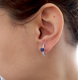 925 Ayar Gümüş Safir Kalp Detaylı Halka Küpe