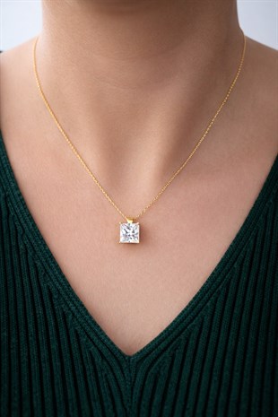 925 Ayar Gümüş Swarovski Model Kare Tek Taş Gümüş Kolye