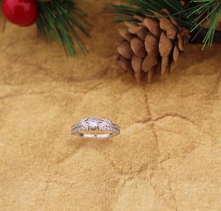 925 Ayar Gümüş Swarovski Zirkon Taşlı Özel Tasarım Yüzük