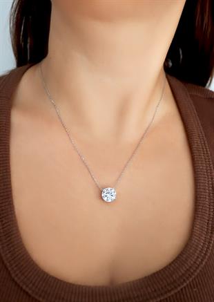 925 Ayar Gümüş Swarovski Zirkon Tek Taş Gümüş Kolye