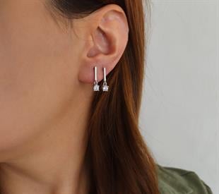 925 Ayar Gümüş Tektaş Küpe