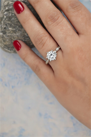 925 Ayar Gümüş Zarif Taçlı Romantik Tektaş Pırlanta Yüzük