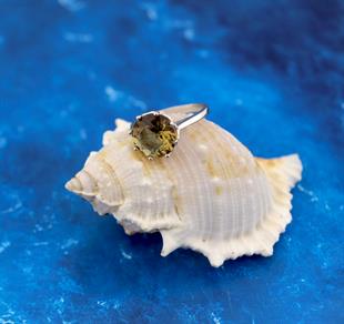 925 Ayar Gümüş Zultanit Tektaş Gümüş Yüzük