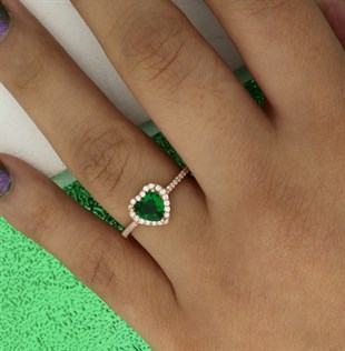 925 Ayar Gümüş Zümrüt Swarovski Kalp Yüzük