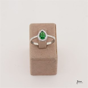 925 Ayar Gümüş Zümrüt Yeşili Damla Yüzük 