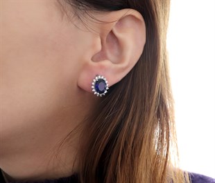 925 Ayar Rodyumlu Safir Oval Taş Gümüş Küpe