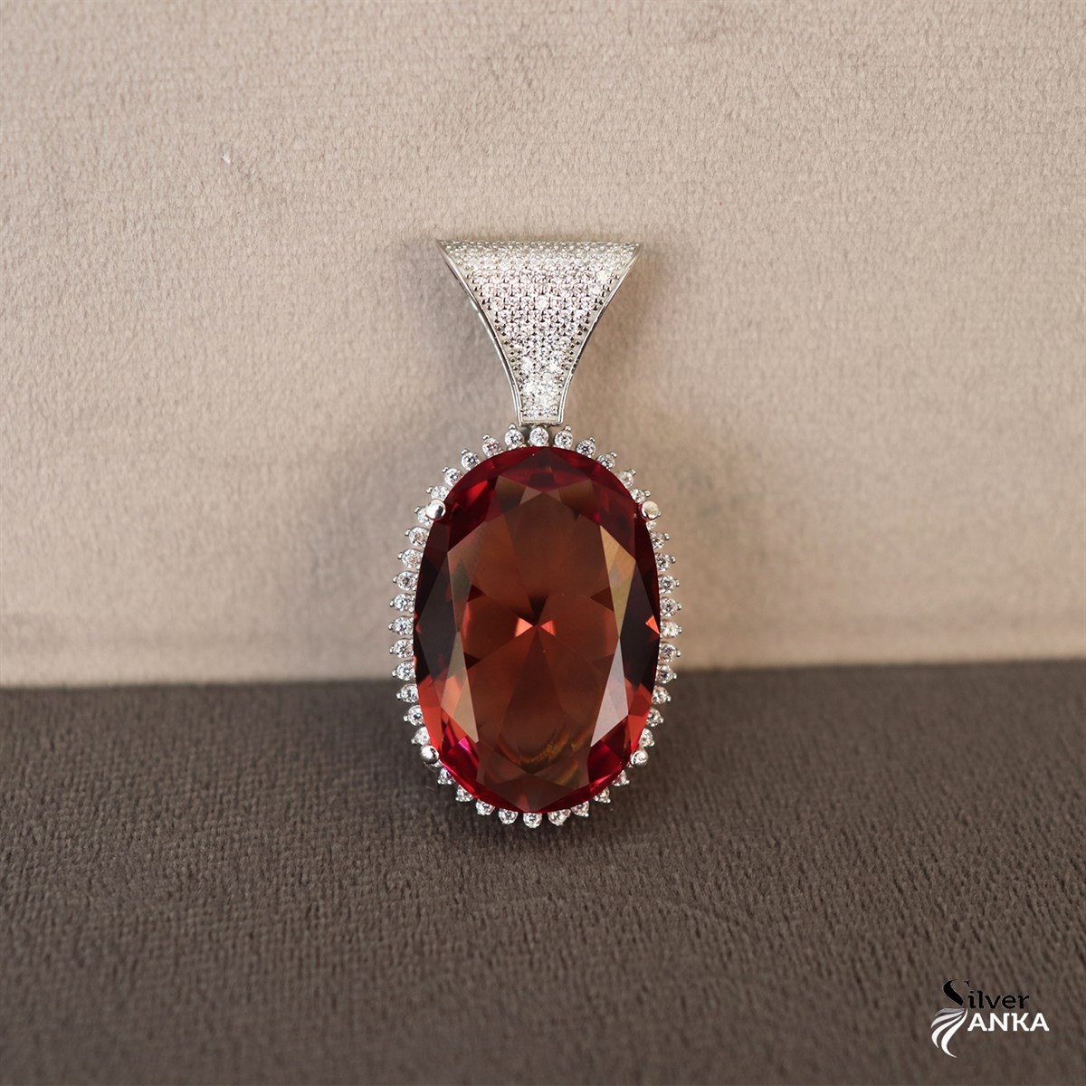 925 Ayar Gümüş Oval Zultanıt Kolye