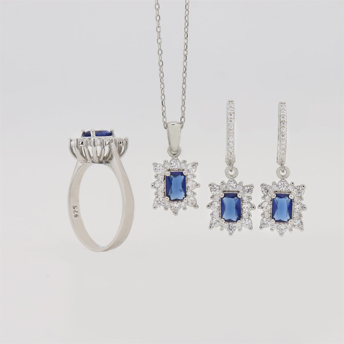 925 Ayar Gümüş Safir Baget Taşlı Anturaj Set