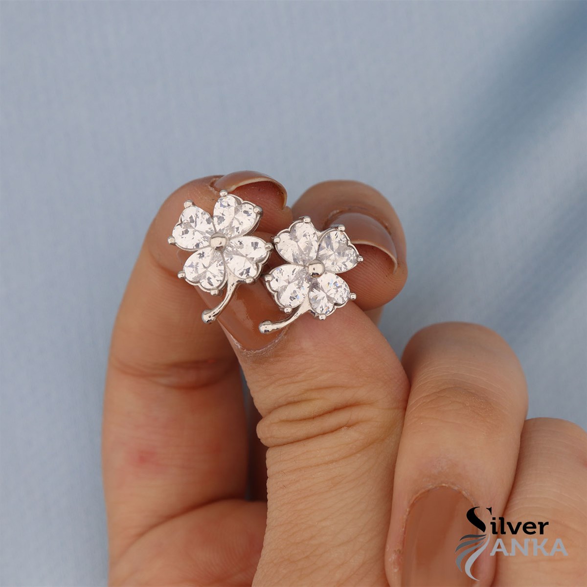 925 Ayar Gümüş Yonca Küpe