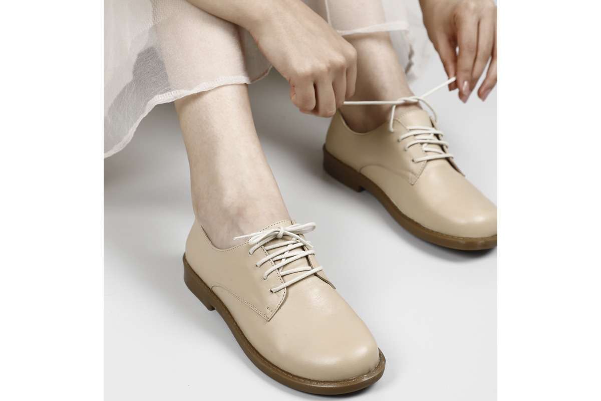 How to Wear Shoes for Scalloped Feet?