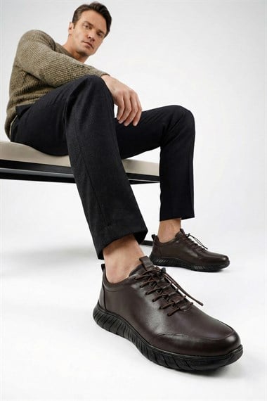 Mens Brown Antique Lace-Up Rubber Sole Genuine Leather Sneakers