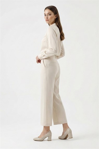 Kadın Bej Antik Sivri Burun Orta Kalın Topuklu Hakiki Deri Ayakkabı