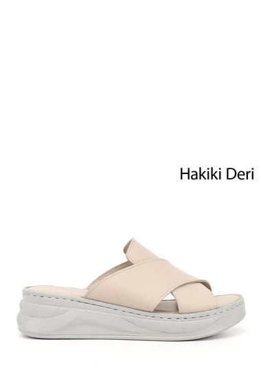 Kadın Bej Çapraz Bantlı Dolgu Topuk Hakiki Deri Comfort Terlik