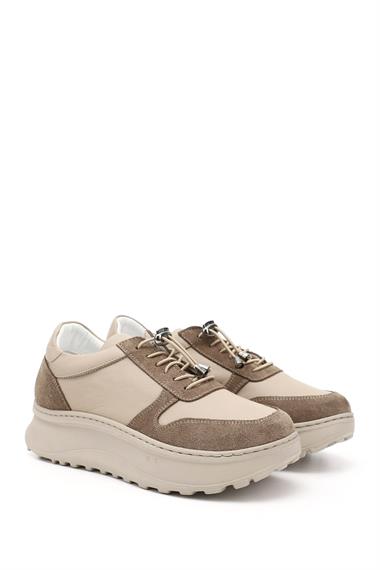 Kadın Bej Süet Lastik Bağcıklı Comfort Dolgu Taban Hakiki Deri Sneaker