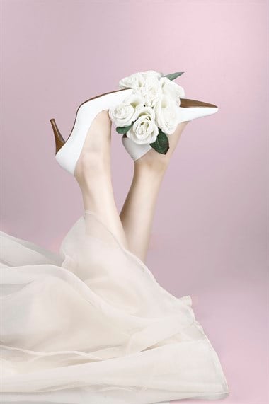 Womens White Antique Pointed Toe Thin Heel Genuine Leather Stiletto