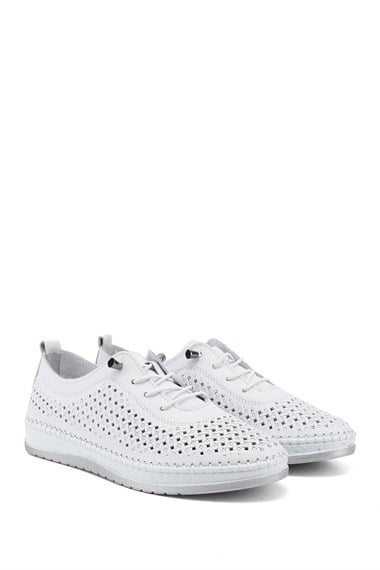 Kadın Beyaz Bağcıklı Hakiki Deri Comfort Ayakkabı