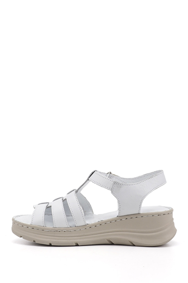 Kadın Beyaz Cırt Bantlı Dolgu Topuk Hakiki Deri Sandalet