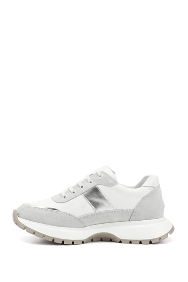 Kadın Beyaz Dolgu Taban Lastik Bağcıklı Hakiki Deri Sneaker