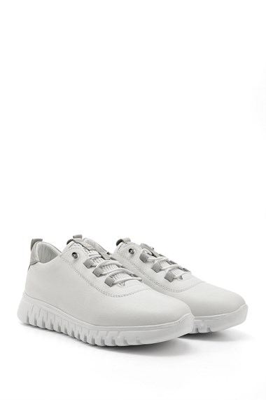 Kadın Beyaz Dolgu Taban Lastik Bağcıklı Hakiki Deri Sneaker