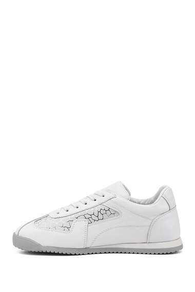 Kadın Beyaz Lastik Bağcıklı Hakiki Deri Sneaker