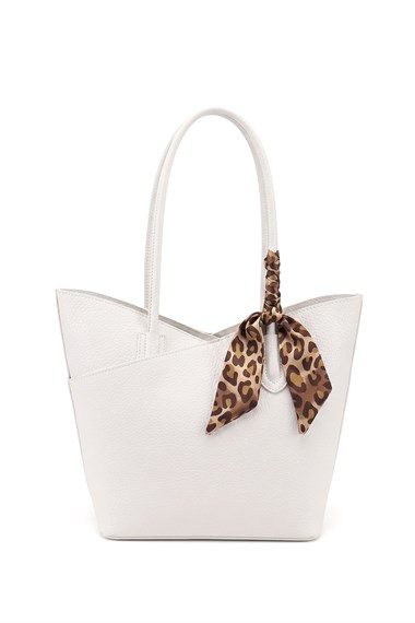 Women’s White Shoulder Bag with Puppy