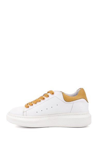 Kadın Beyaza Hardal Bağcıklı Dolgu Taban Hakiki Deri Sneaker