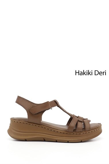 Kadın Fındık Cırt Bantlı Dolgu Topuk Hakiki Deri Sandalet