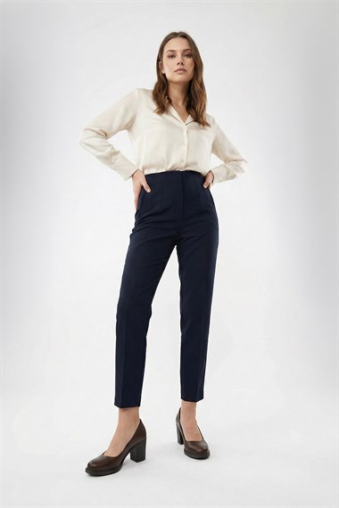 Kadın Kahve Antik Orta Kalın Topuklu Hakiki Deri Ayakkabı