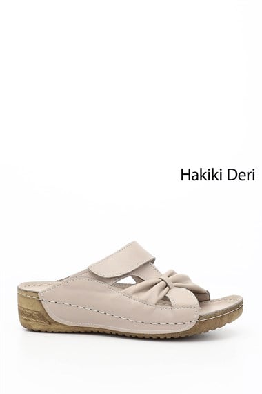 Kadın Krem Cırtlı Dolgu Taban Hakiki Deri Terlik