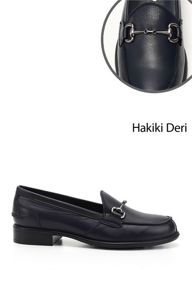 Kadın Lacivert Antik Tokalı Hakiki Deri Loafer Ayakkabı