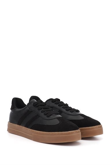 Kadın Siyah Bağcıklı Sneaker