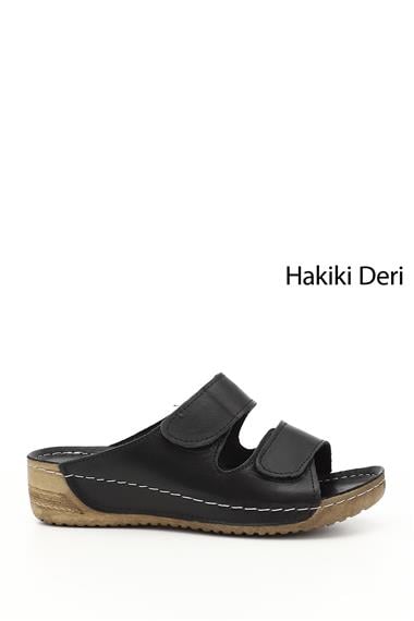 Kadın Siyah Cırtlı Dolgu Taban Hakiki Deri Terlik