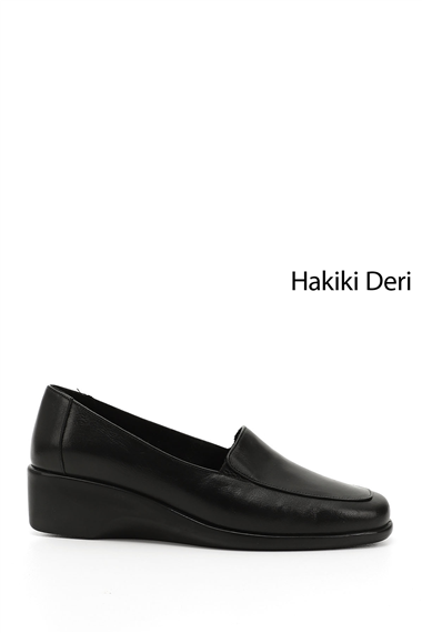 Kadın Siyah Dolgu Taban Hakiki Deri Ayakkabı