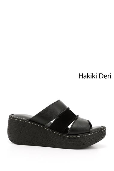 Kadın Siyah Dolgu Topuk Hakiki Deri Terlik