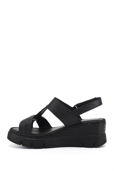 Kadın Siyah Dolgu Topuklu Hakiki Deri Sandalet