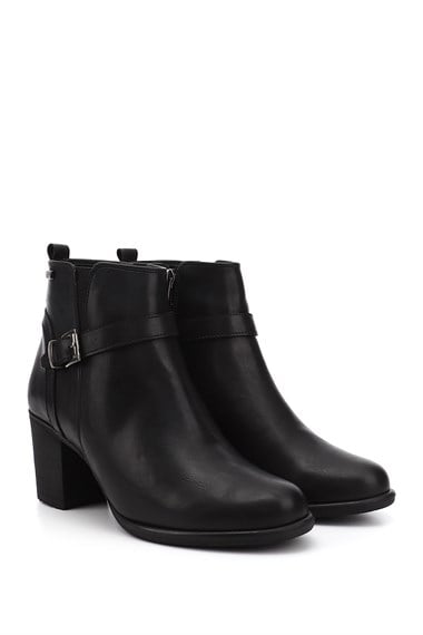 Womens Black Zippered Chunky Heel Boots