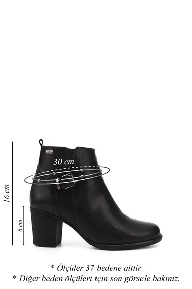 Womens Black Zippered Chunky Heel Boots