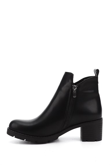 Womens Black Zippered Chunky Heel Boots